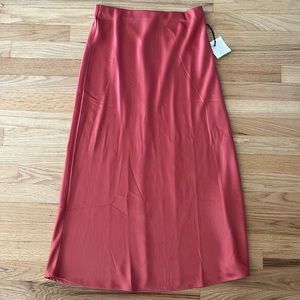 💖 Silky Pink Midi Skirt